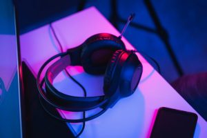 Twitch, aboneliği iade etmeyi suistimal gerekçesiyle yasakladı