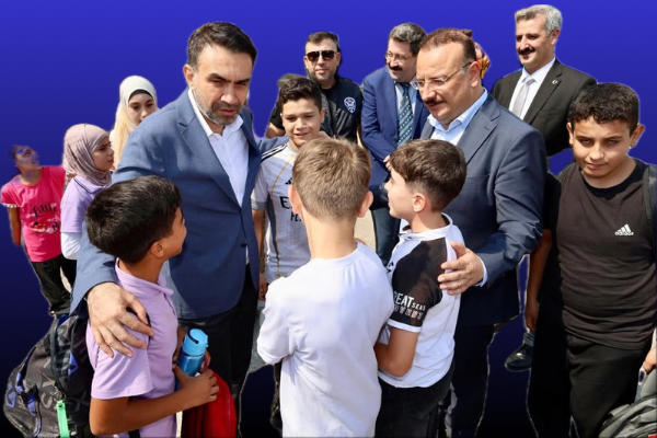 Adem Aldemir Mersin’de Sahada: Esnafın Sorunlarını Dinliyor